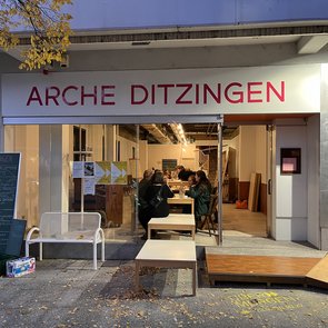 Kunstprojekt "Ditzinger Arche" von TWIMC beim Festival ÜBER:MORGEN der KulturRegion Stuttgart